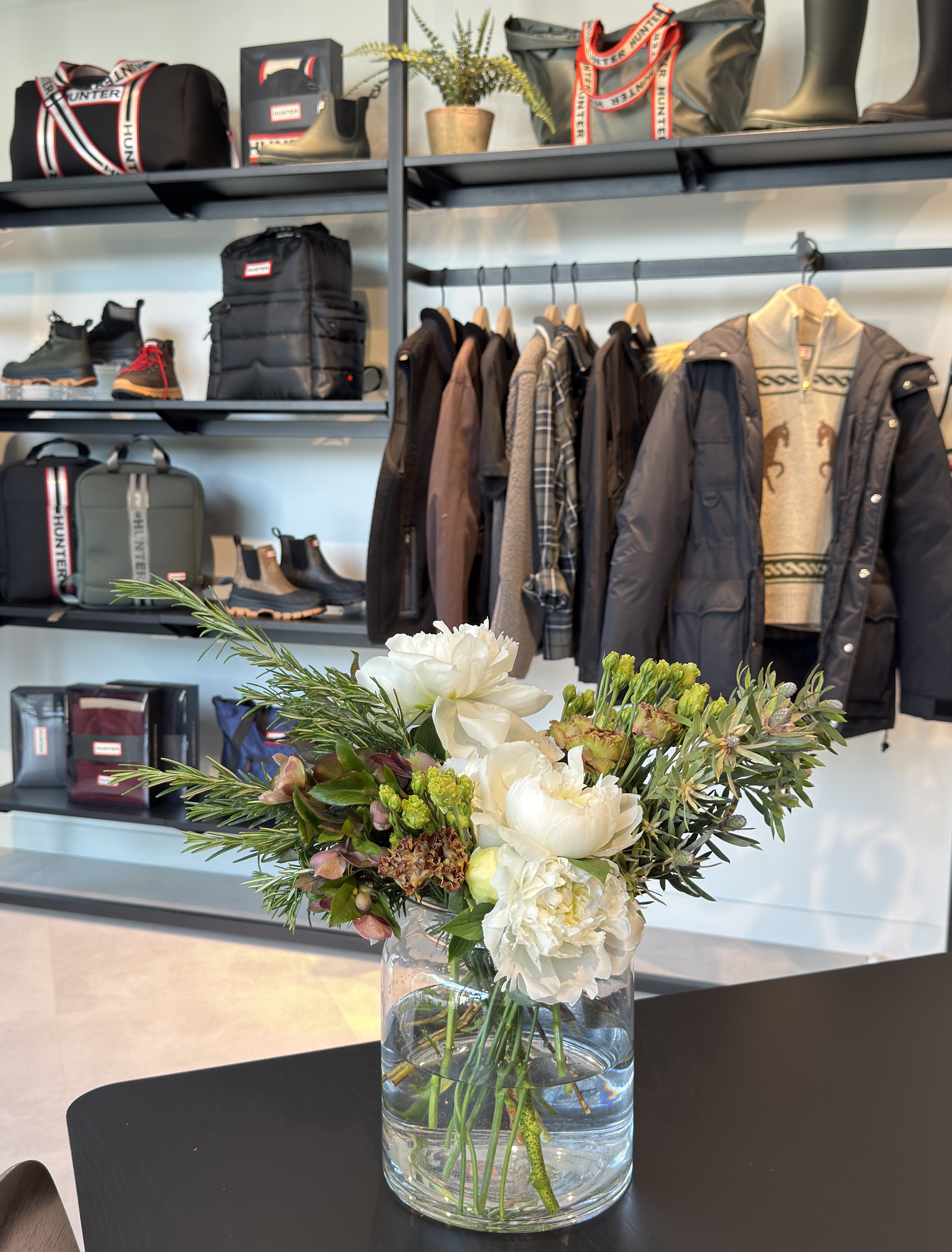 Bespoke weekly floral arrangement London